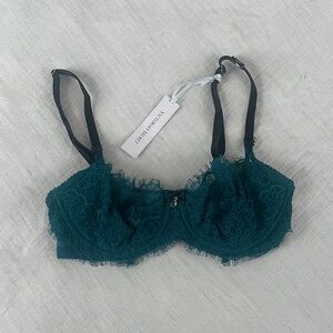 NWT VS Dream Angels teal lace Bra- 32C